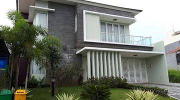 Gambar 1 Rumah Minimalis Modern 2 Lantai view Gunung di Sentul City, dkt Mall AEON