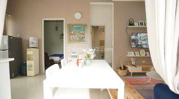 Gambar 4 Rumah 2 Lantai, Apik, Full Furnished Ada Kolam Renang Di Rivera Park