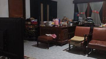 Gambar 3 Rumah Tua Hitung Tanah Dalam Komplek Ps Minggu