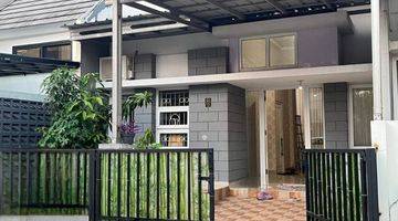 Gambar 3 Rumah 2 Lantai SHM Bonus Kitchen Set di Bukit Golf