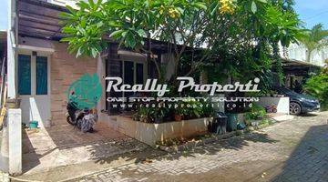 Gambar 1 Dijual Rumah 2 Lantai Hook Dalam Town House di Jatiwaringin Pondokgede Bekasi Rumah Cantik Siap Huni 