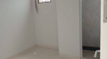 Gambar 2 Rumah Malibu Village di Gading Serpong Semi Furnished