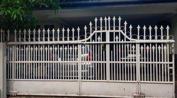 Gambar 1 Dijual Rumah 2 Lantai di Cinere Depok Jawa Barat