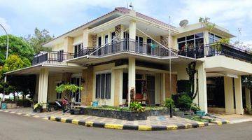 Gambar 1 Rumah 2 Lantai Bagus Semi Furnished SHM di Grand Wisata, Bekasi