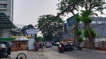 Gambar 2 Ruko 4,5 Lantai Dekat Stasiun Mrt di Jual Cepat, Lokasi Strategis