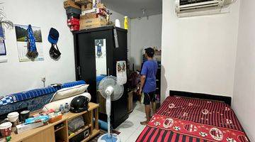 Gambar 5 Kost 3 Lantai 30 Pintu Kamar Mandi Dalam, Strategis, Nego