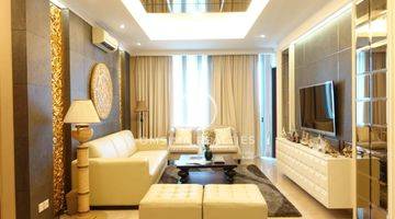 Gambar 2 Disewakan Apartemen Residence 8 @senopati 3 Kamar Private Lift Furniture Bagus