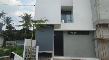 Gambar 2 Rumah Minimalis Modern 2Lt Cilodong Dekat Alun Alun Depok