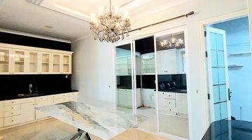 Gambar 5 Rumah Semi Furnished Dengan Balkon Luas Dalam Cluster BSD 