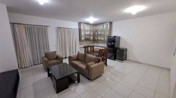 Gambar 4 Rumah bagus 2 lt furnished dan electronic di Foresta