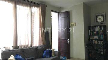 Gambar 4 Rumah 2 Lantai Modern Tropis Sektor 9 Bintaro 4591