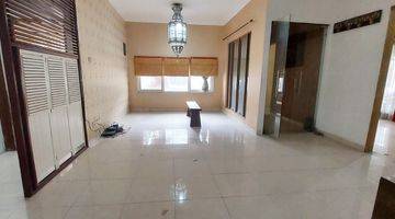 Gambar 2 Rumah Hook di Cluster Emerald Bintaro Sektor 9 2129ET