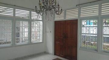 Gambar 2 Dijual Rumah Di Cikini Mewah Furnish Garasi 2 Mobil