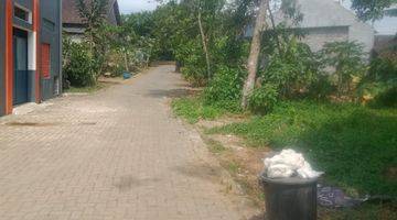 Gambar 4 Tanah Dekat Jalan Raya Tengah Pemukiman