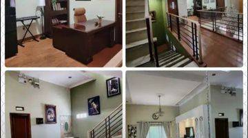 Gambar 4 Rumah mewah 3 Lantai Full Furnished