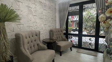 Gambar 3 Rumah Renovated Furnished Cantik & Mewah