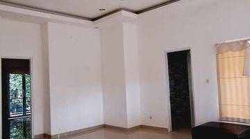 Gambar 1 Disewakan/ dijual Rumah 2 Lantai demi furnished di Sentul City 