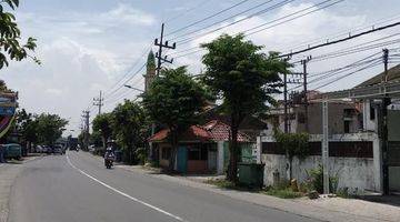 Gambar 2 Rumah Hitung Tanah Nol Jalan Raya Mastrip Surabaya Selatan [443]