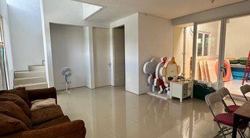 Gambar 4 Sewa / Jual Rumah Royal Residence Greenwich Wiyung Surabaya[556]
