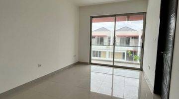 Gambar 2 Di Jual Rumah Siap Huni Pik 2 Ukuran 6x15 2 Lantai 