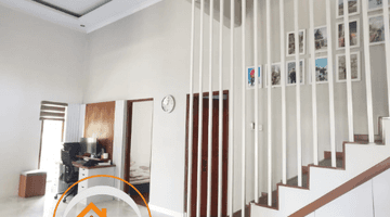 Gambar 3 Rumah 2 Lantai Semi Furnished di Gentan, Solo