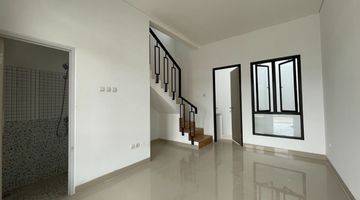 Gambar 3 Rumah murah 2 lantai di depok, 3jt all in