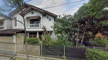 Gambar 1 Rumah Tinggal 2,5 Lantai di Margacinta, Bandung