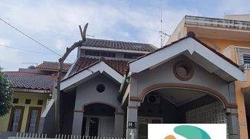 Gambar 1 Dijual murah rumah di Kemang Pratama Bekasi Selatan