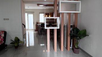 Gambar 1 Rumah Furnished Green Lake City Amerika Latin Uk 6 X 18