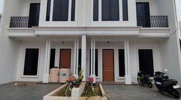 Gambar 3 549 Cluster 2 Lantai Modern Classic nempel Bintaro di Ciputat