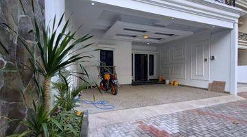 Gambar 2 MBV201 Rumah Baru Hook 3 Lt Mewah Modern Classic di Jagakarsa 