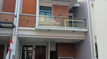 Gambar 1 Gs17 Rumah Mewah 2,5 Lt Dalam Cluster di Jl. M Kafi 1 Jagakarsa