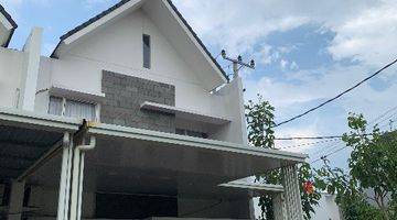 Gambar 2 Dijual Rumah Sudut 2 Lantai Full Furnished Siap Huni Dekat Polda 