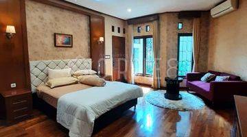 Gambar 2 Dijual Rumah Furnished SHM di Setrasari, Sukajadi, Bandung