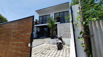 Gambar 1 Dijual Villa Modern 2 lantai  Lokasi Kayu Tulang Canggu Bali