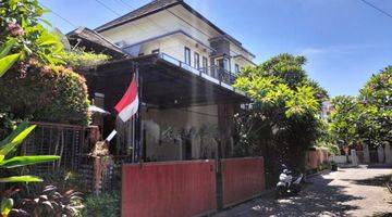 Gambar 1 Dijual Rumah murah kawasan elite 2 Lantai di jalan Bakung Denpasar timur .