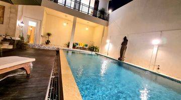 Gambar 4 Dijual Rumah Cantik Dan Cozy Furnished Ada Pool di Sutera Magnolia. Ivn