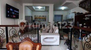 Gambar 3 Dijual Rumah Modern Cluster Bagus 3 lantai di Gading Grande, Kelapa Gading 