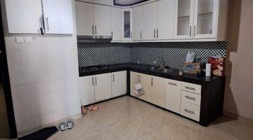 Gambar 2 Dijual Unit Apartemen CBD Pluit, 3 KT, 2 KM