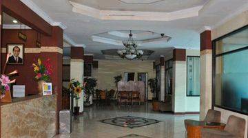 Gambar 1 Hotel Bintang 2 Area Kramat Lokasi Strategis