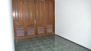 Gambar 2 Jual Rumah Siap huni di Taman Pondok Indah Wiyung