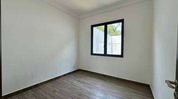 Gambar 3 Dijual Rumah Jadeite Bsd City