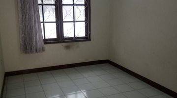 Gambar 4 Rumah Hook di Leuwisari 