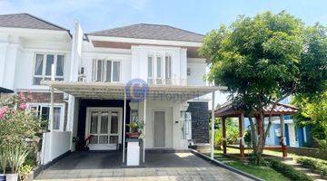 Gambar 1 Rumah Dengan Tipe Modern 2 Lantai di Kota Wisata Semi Furnished