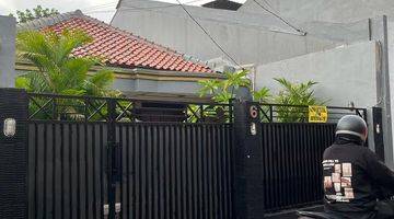 Gambar 3 Dijual rumah siap huni di perkotaan.