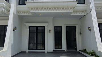 Gambar 1 Townhouse jakarta selatan