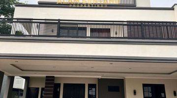 Gambar 2 Rumah 2 Lantai Baru Semi Furnished di Icon Bsd, Tangerang