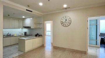 Gambar 5 Apartement Capital Residences 3 BR Semi Furnished Bagus