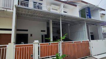 Gambar 2 Dijual Rumah Cantik Full Furnished Dalam Cluster Bagus di Bintara Kota Bekasi