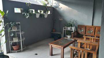 Gambar 1 Rumah Bagus Semi Furnished SHM di Jl Raya Parung - Bogor, Bogor